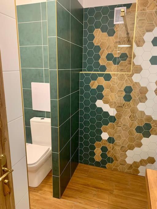 Brand New, Design Apartment Jojo, Oldtown, Balcony Братислава Екстериор снимка